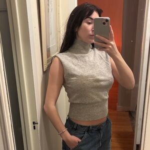 Reformation Light Gray Sleeveless Turtleneck Top 100% cashmere